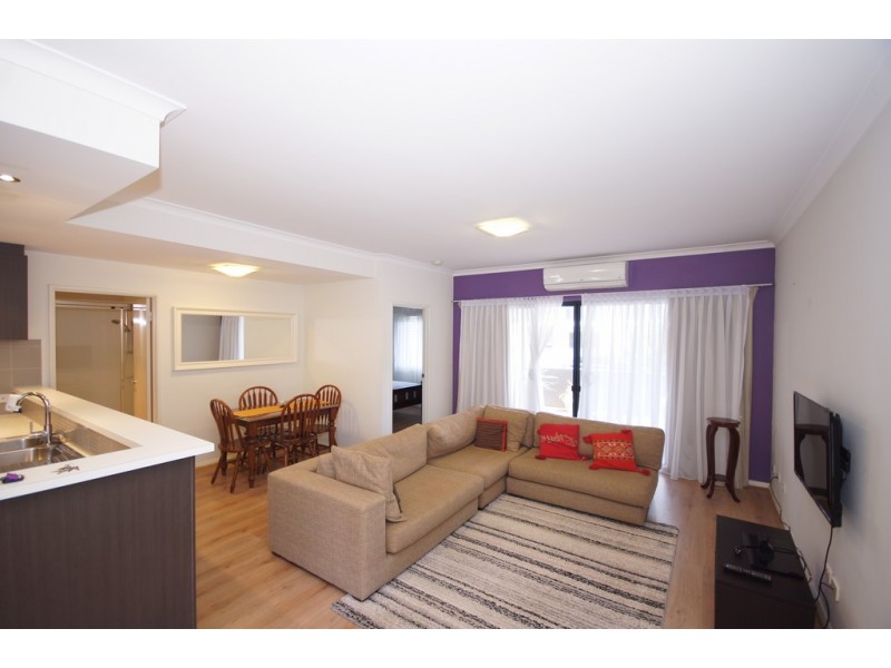 23/2 Stockton Bend, Cockburn Central WA 6164