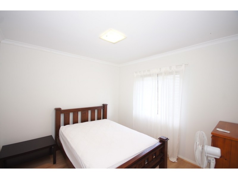 23/2 Stockton Bend, Cockburn Central WA 6164