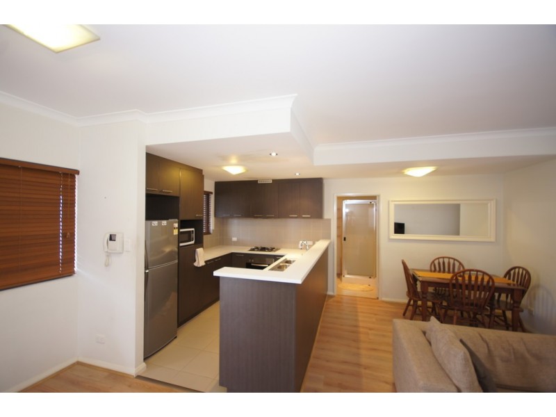 23/2 Stockton Bend, Cockburn Central WA 6164