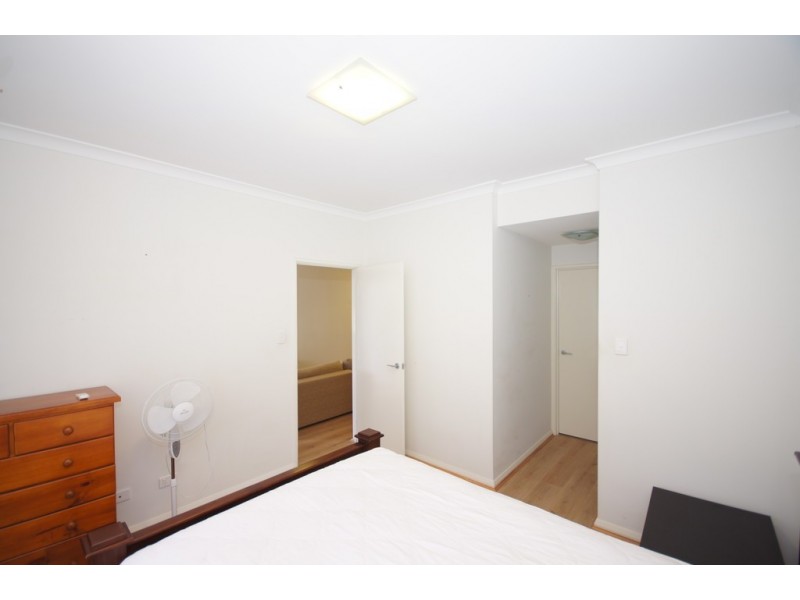 23/2 Stockton Bend, Cockburn Central WA 6164