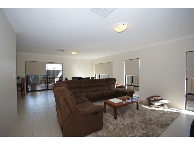 129 Clyde Avenue, Baldivis WA 6171