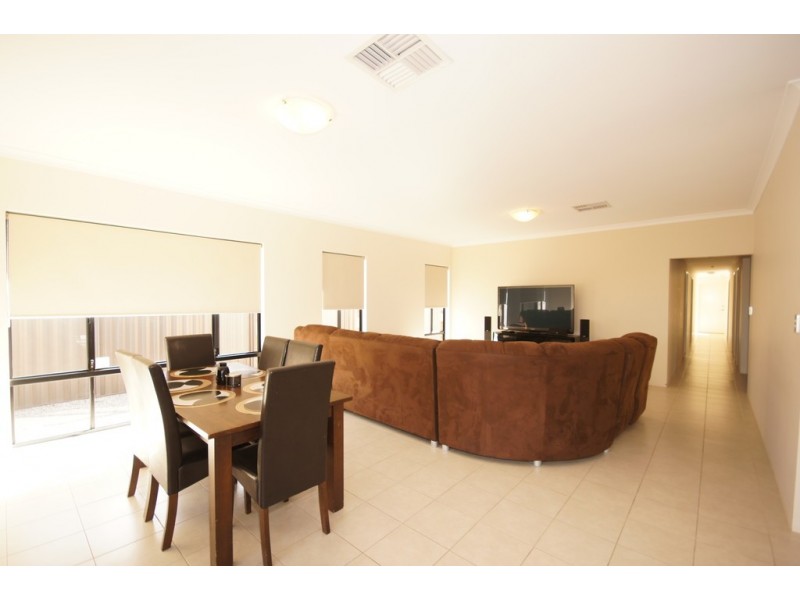 129 Clyde Avenue, Baldivis WA 6171