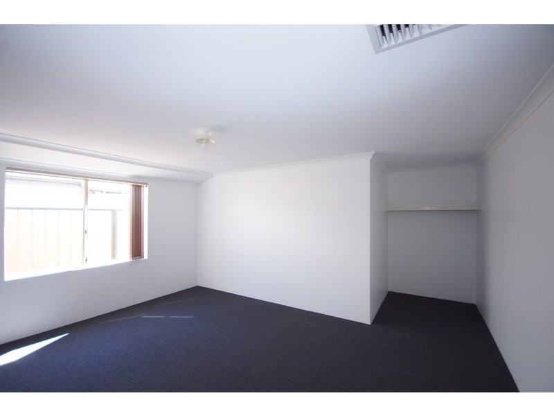 LEASED!!! 1 Hampstead Gate, Success WA 6164