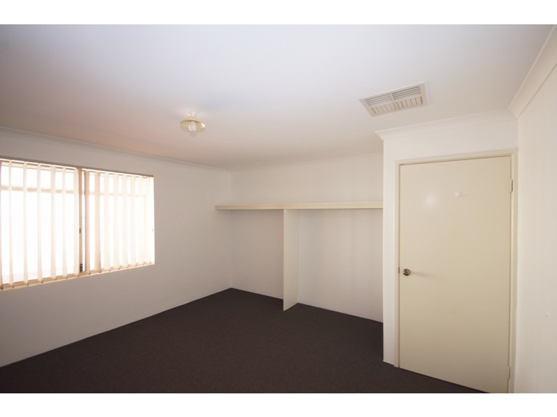 LEASED!!! 1 Hampstead Gate, Success WA 6164