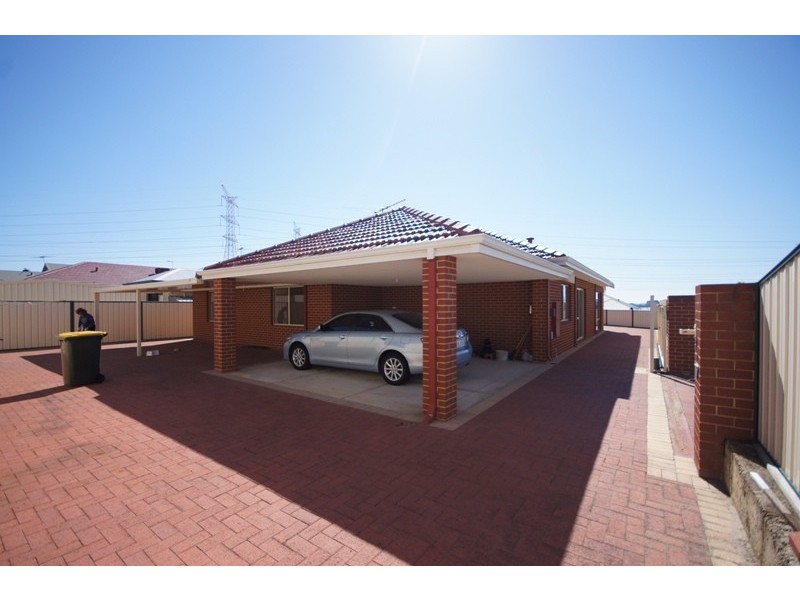 LEASED!!! 1 Hampstead Gate, Success WA 6164