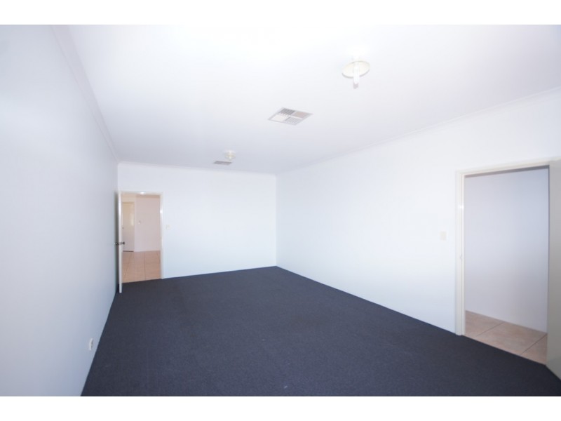 LEASED!!! 1 Hampstead Gate, Success WA 6164