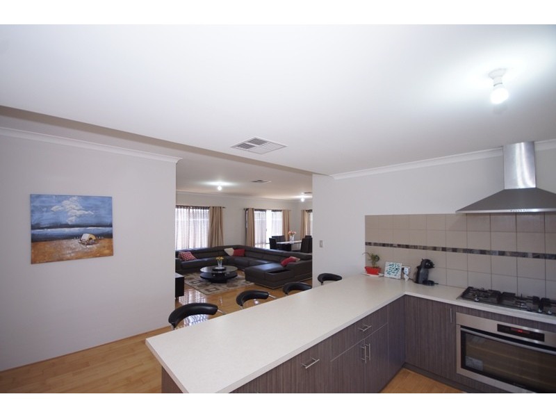 54 Lafayette Avenue, Harrisdale WA 6112