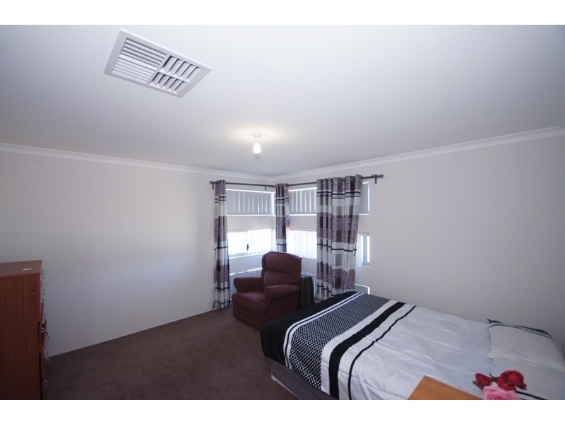 54 Lafayette Avenue, Harrisdale WA 6112