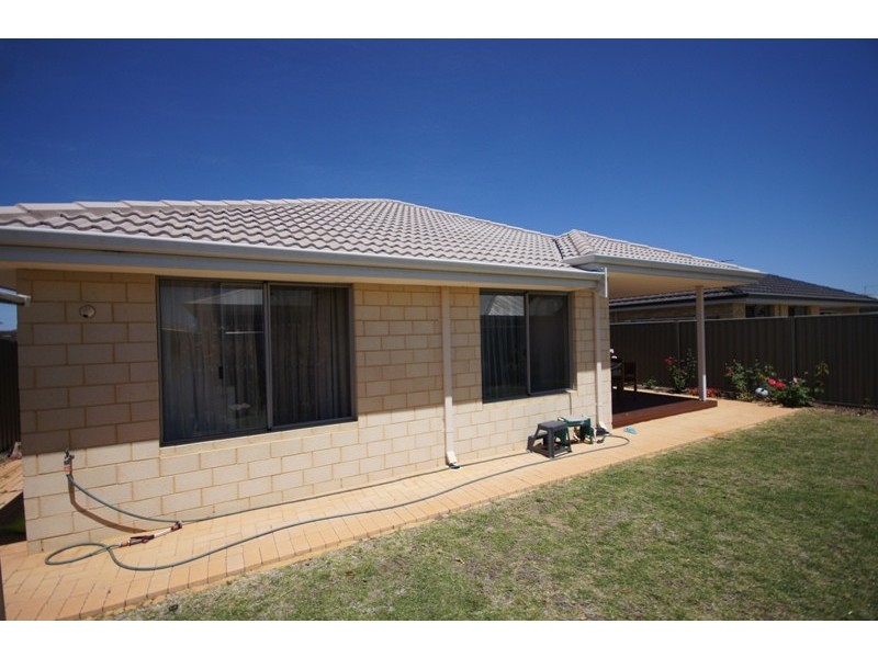 54 Lafayette Avenue, Harrisdale WA 6112