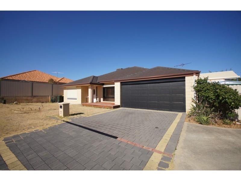 7 Mickle Way, Bertram WA 6167