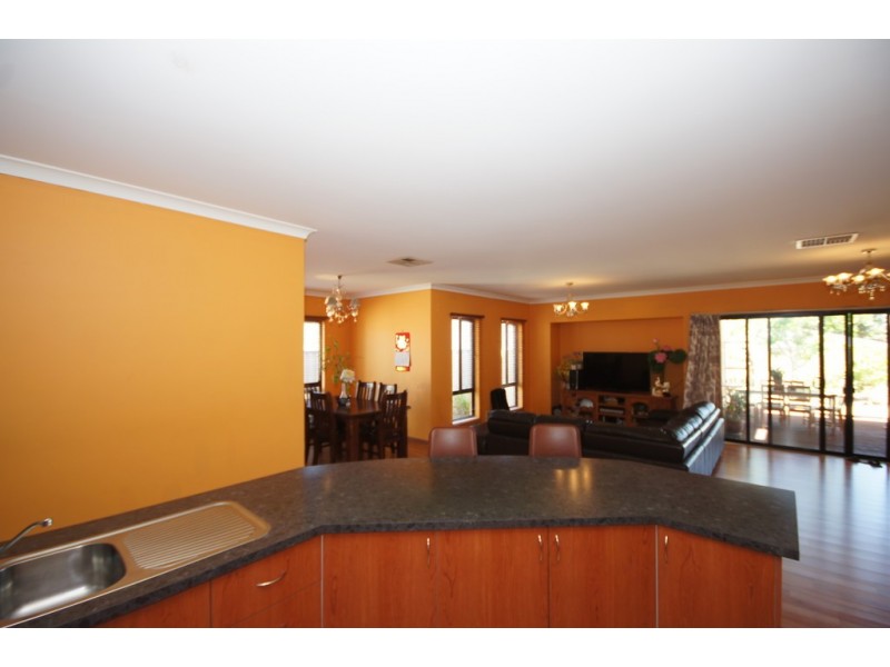 7 Mickle Way, Bertram WA 6167