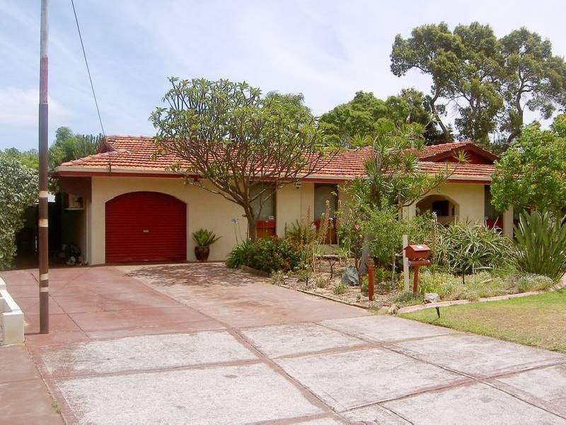 9 Maritime Avenue, Kardinya WA 6163