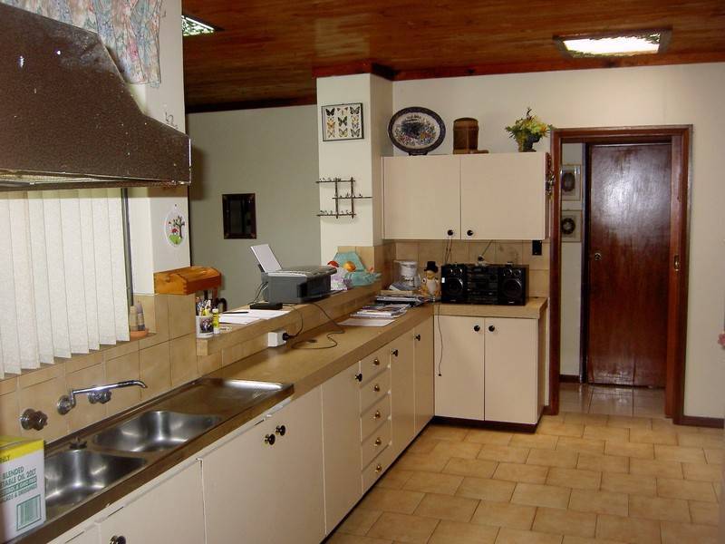 9 Maritime Avenue, Kardinya WA 6163