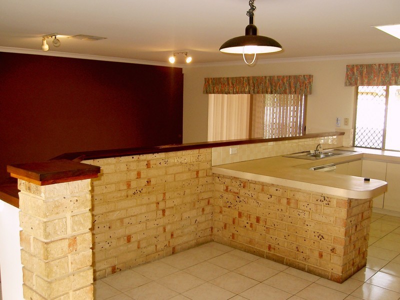 17 Mapstone Gardens Room A, Murdoch WA 6150