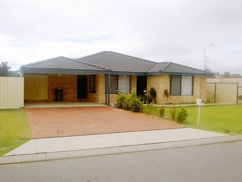 23 Daintree Loop, Bertram WA 6167