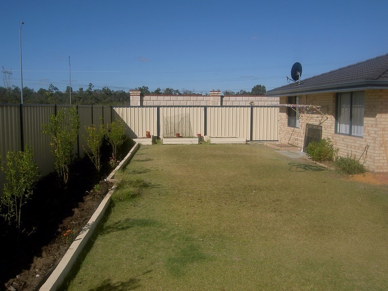 23 Daintree Loop, Bertram WA 6167