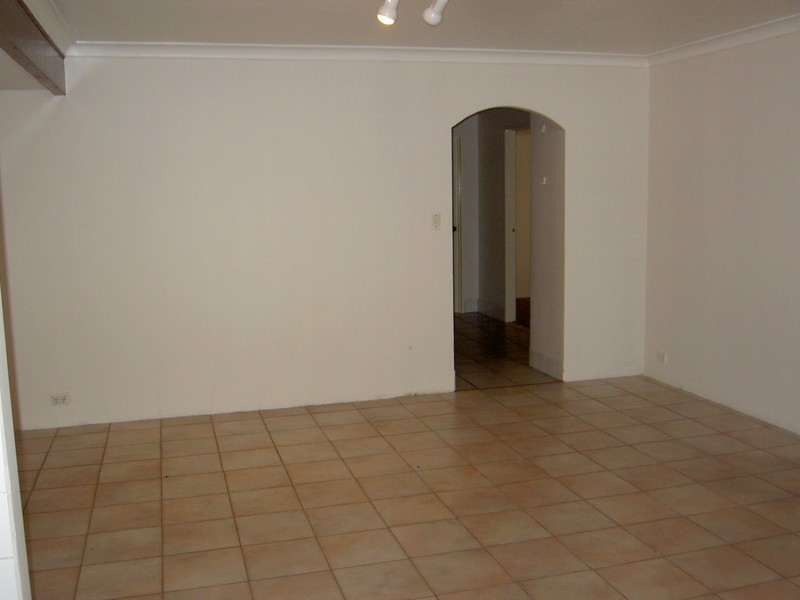 17 Tarndale Way, South Lake WA 6164