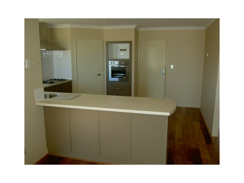 4 Aurora Drive, Atwell WA 6164