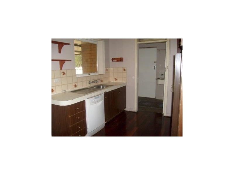 94  James Street, Gosnells WA 6110