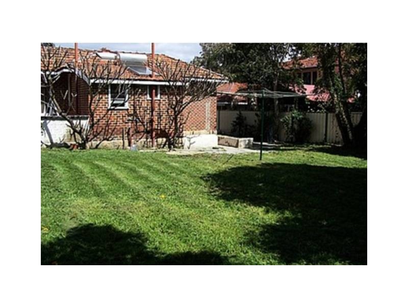 28 Terence Street, Gosnells WA 6110