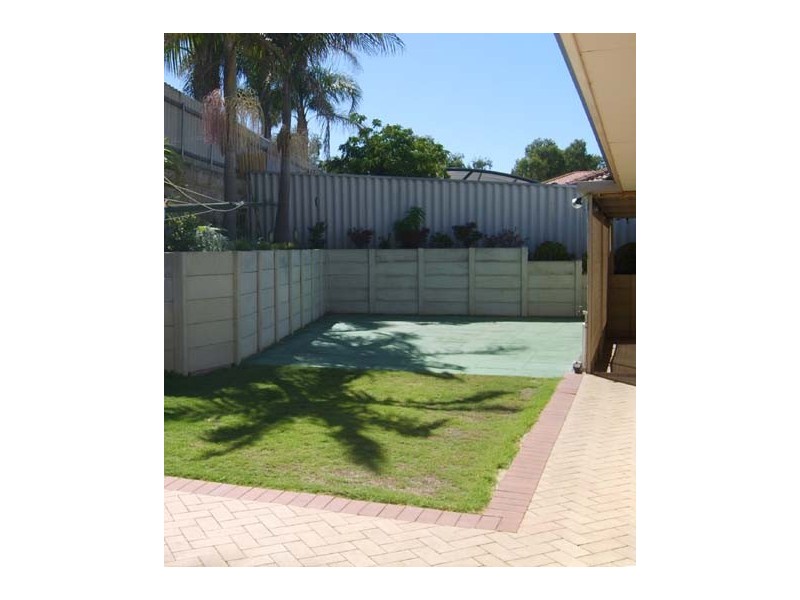 3 Shoalhaven rise, Success WA 6164