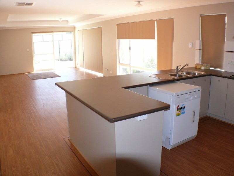 22 Carribean Turn, Aubin Grove WA 6164