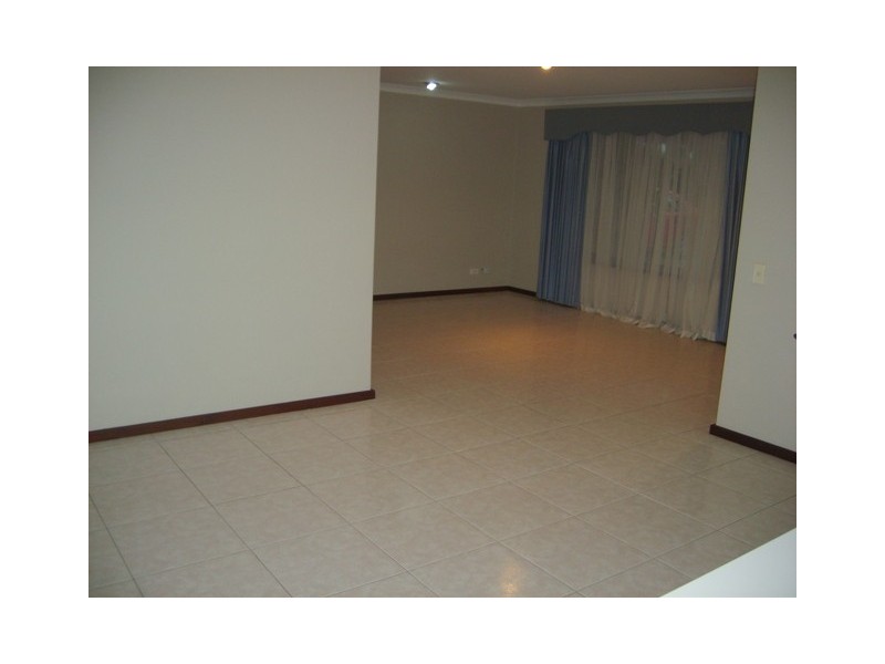 44 Freedman Way, Winthrop WA 6150