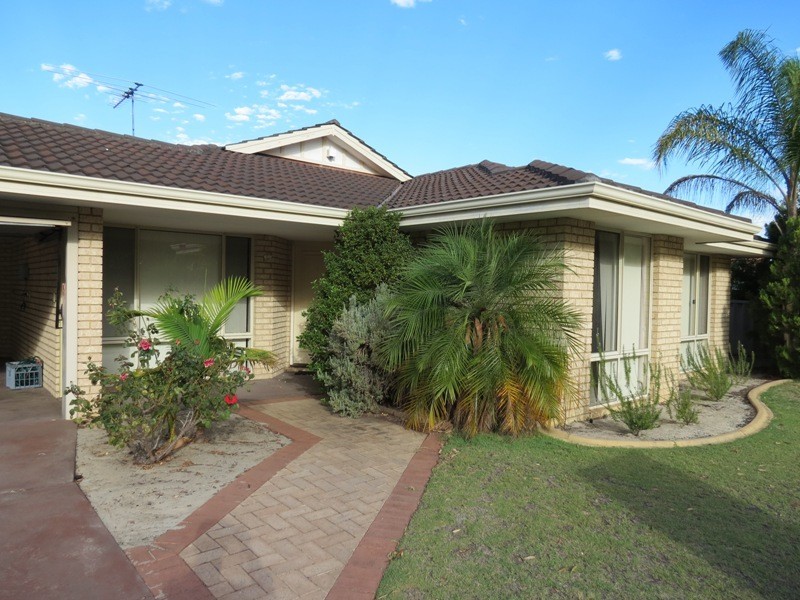 21 Dundee Street, Leeming WA 6149