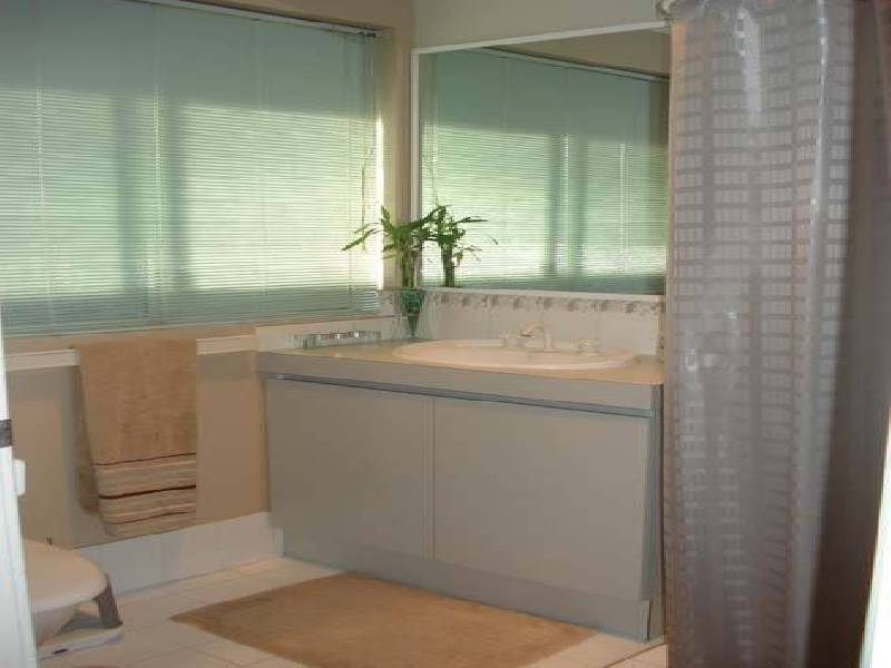 28 Carlhausen Close, Atwell WA 6164