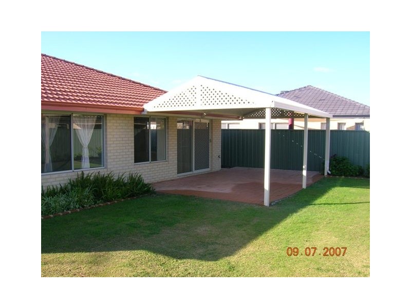 10 Dryandra Elbow, Atwell WA 6164