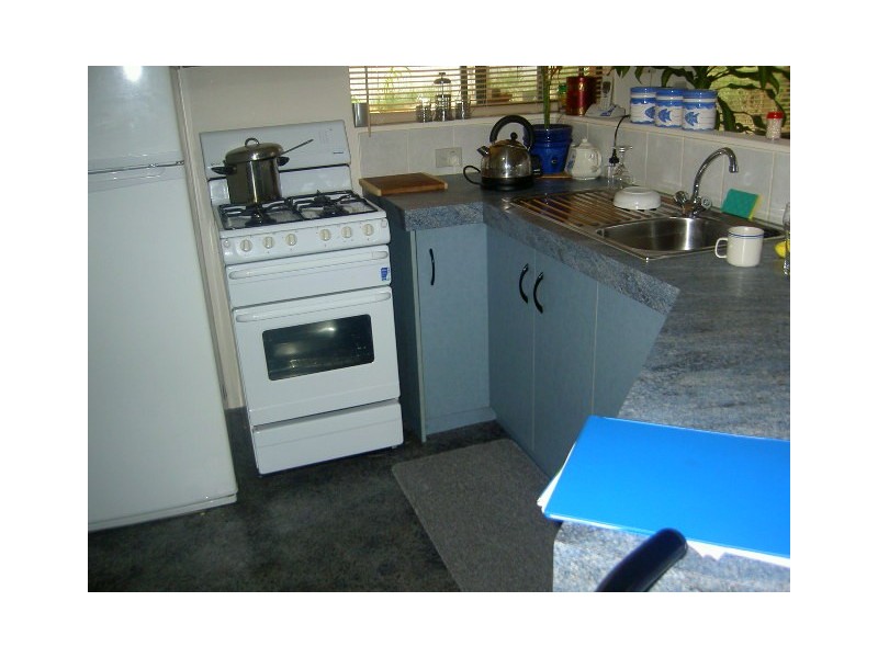 39 Heylmore Road, Medina WA 6167