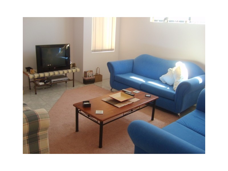 20/31 Barfeild Road, Hammond Park WA 6164