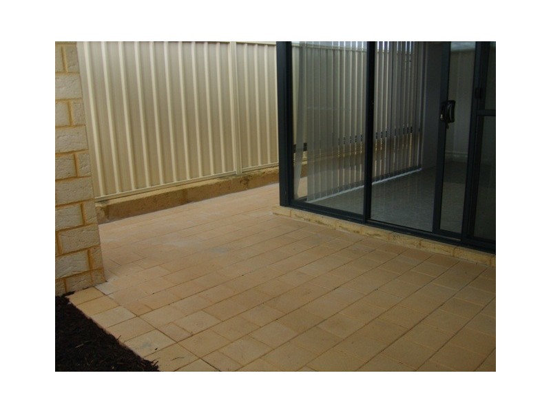 20/31 Barfeild Road, Hammond Park WA 6164