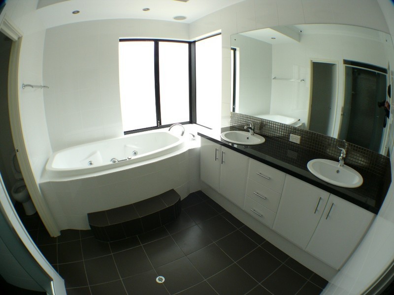 LEASED 31 Lyon Rd, Atwell WA 6164