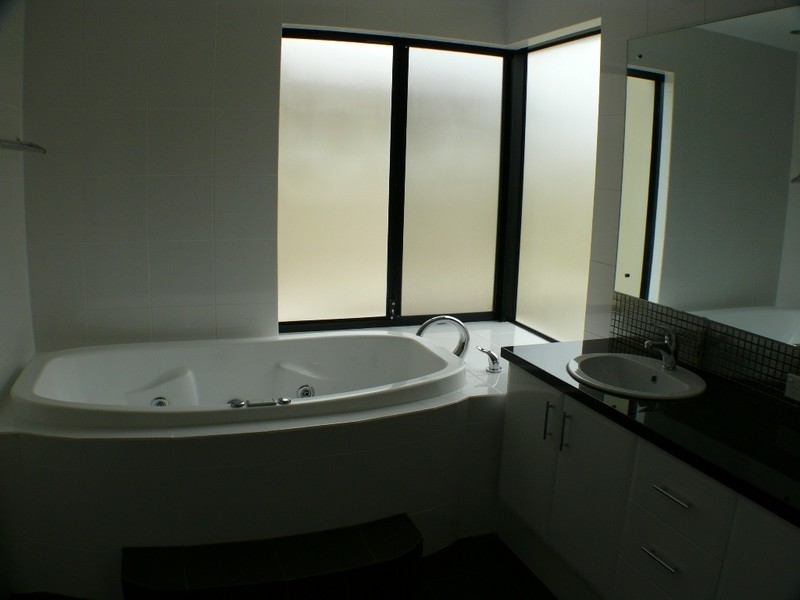 LEASED 31 Lyon Rd, Atwell WA 6164