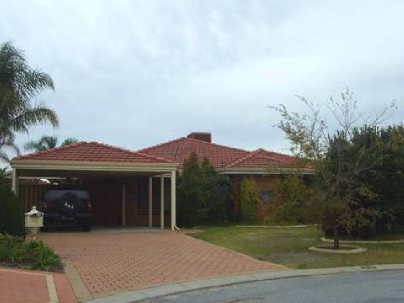 34 St Claire Gardens, Atwell WA 6164