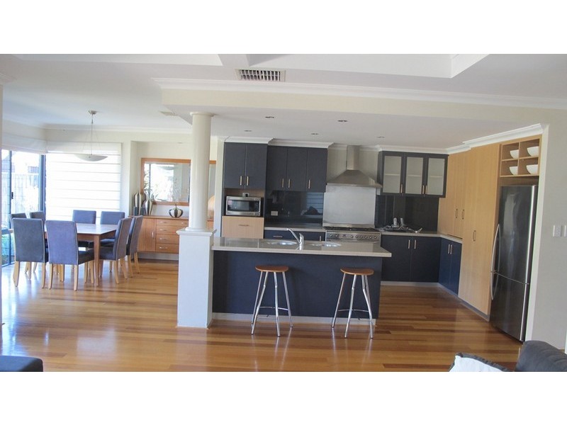 31 Harmony Avenue, Atwell WA 6164