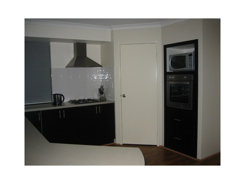 11 Zodiac Loop, Atwell WA 6164