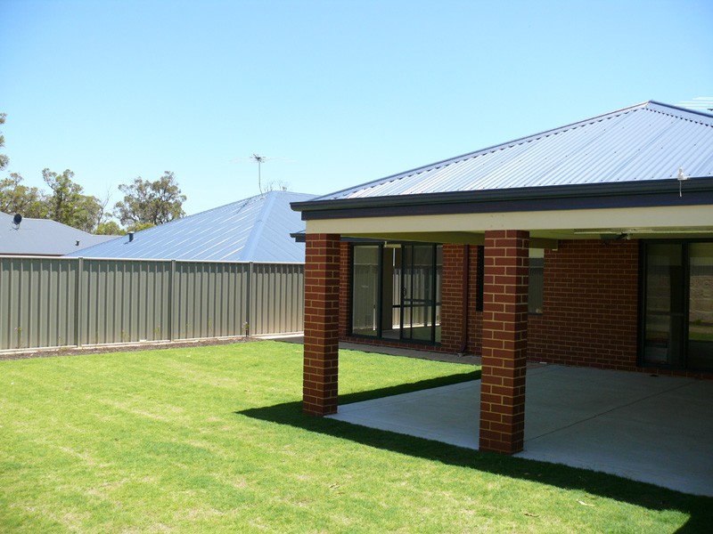 15  Ringwood Loop, Wellard WA 6170