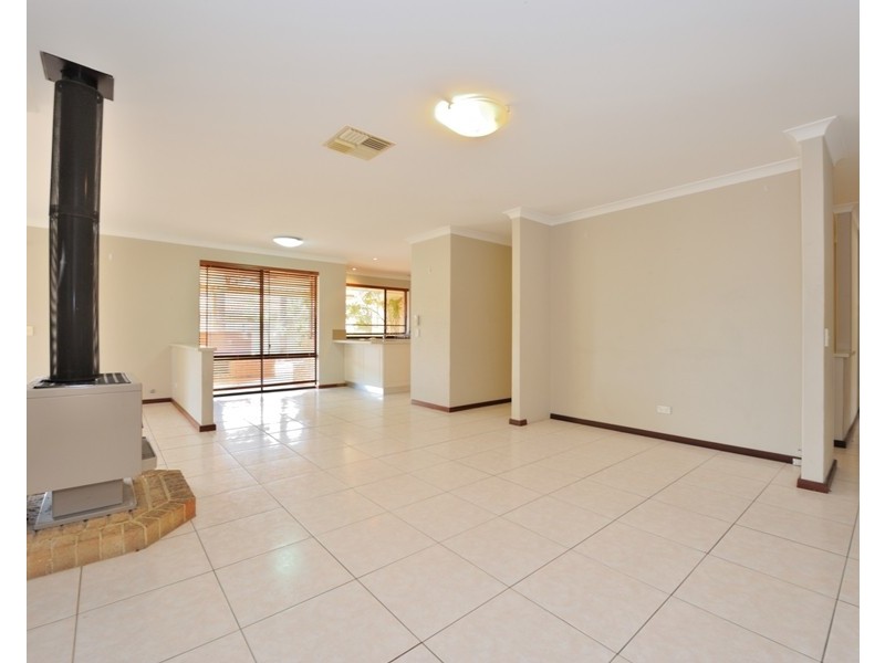 44 Freedman Way, Winthrop WA 6150