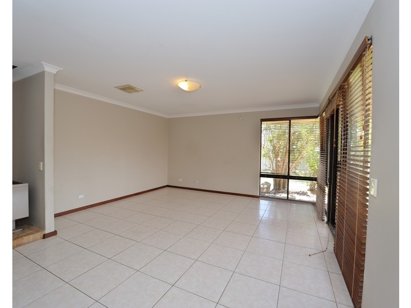 44 Freedman Way, Winthrop WA 6150