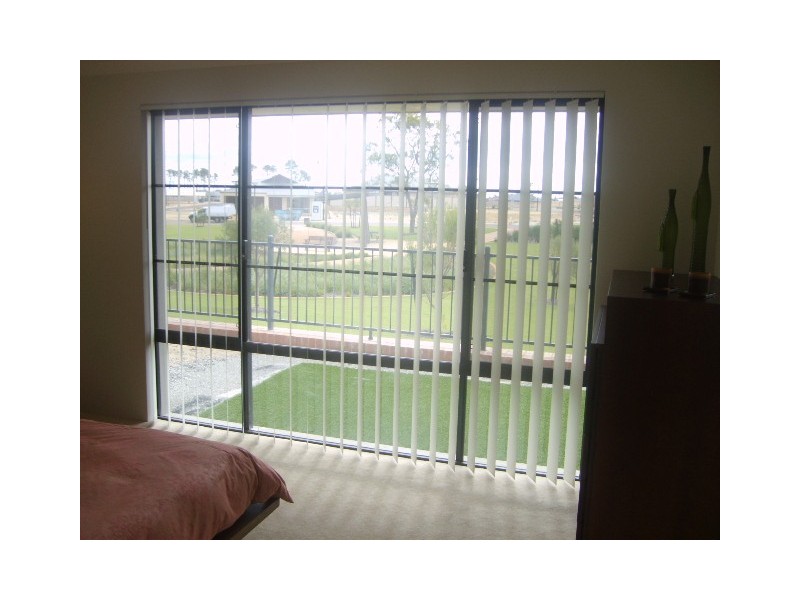 8 Serotina Lane, Aubin Grove WA 6164