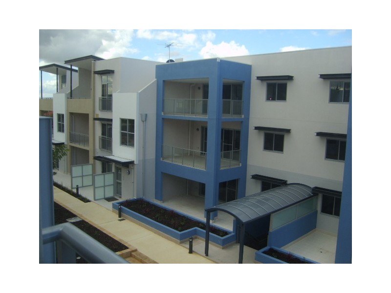 24/6 Ibera Way, Success WA 6164