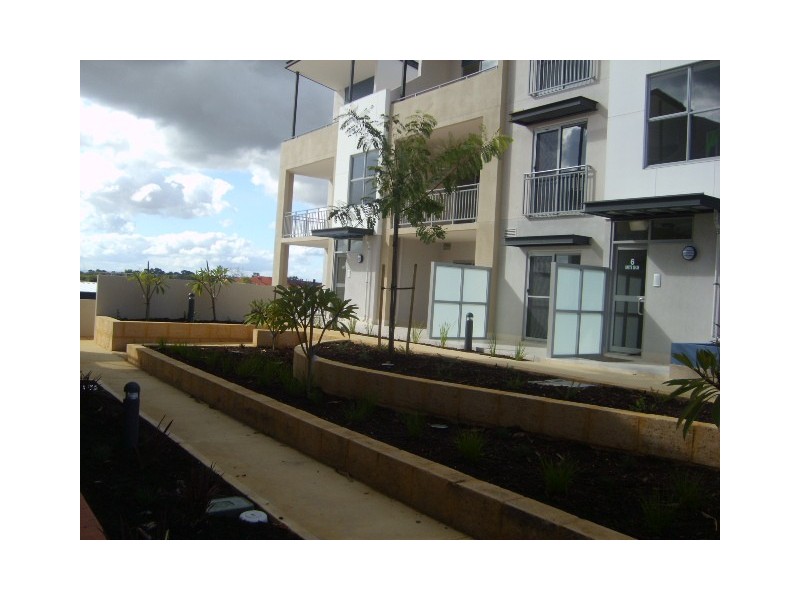 13/6 Ibera Way, Success WA 6164