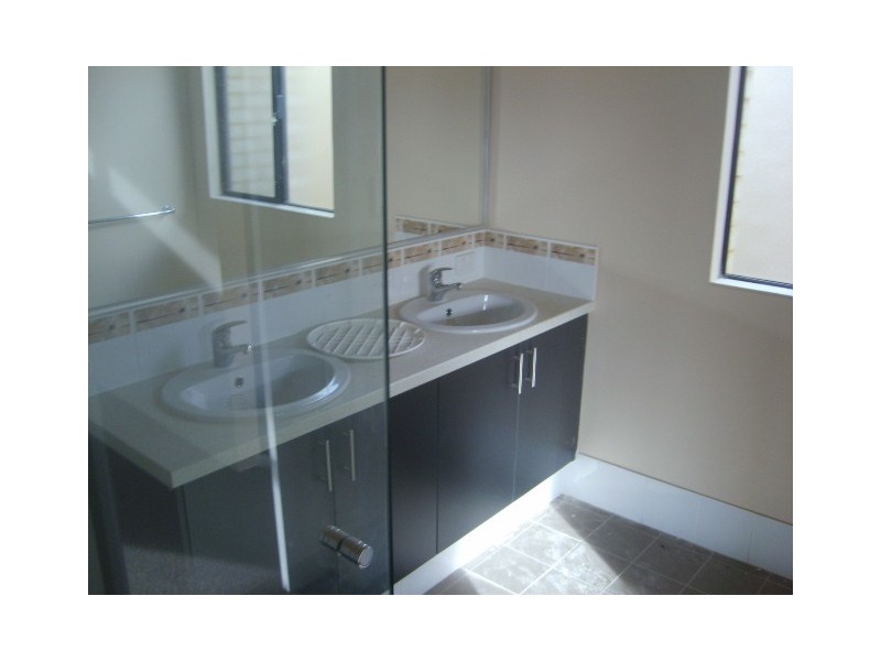 5 Scarab Court, Halls Head WA 6210