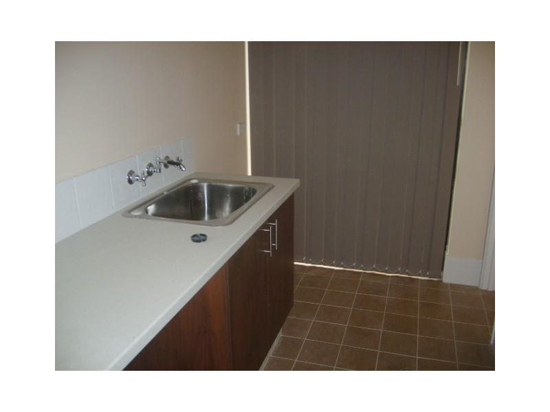 5 Scarab Court, Halls Head WA 6210