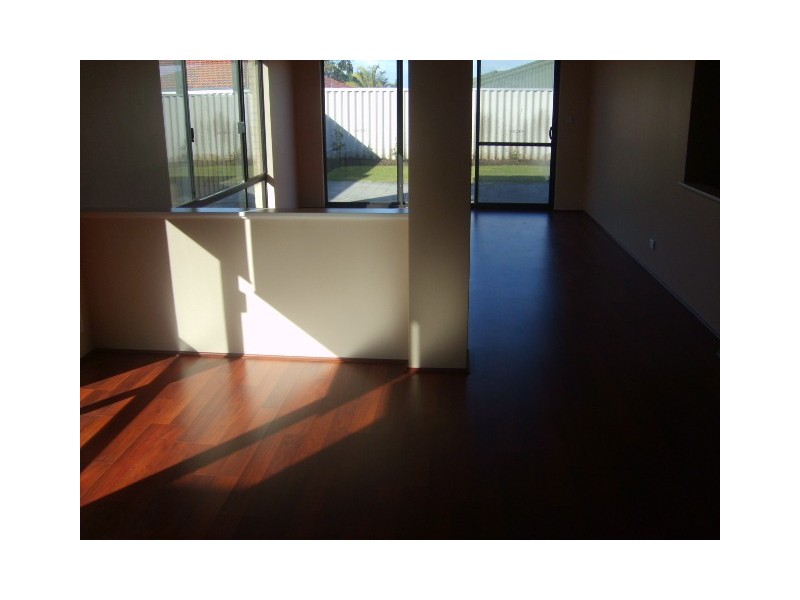 5 Scarab Court, Halls Head WA 6210