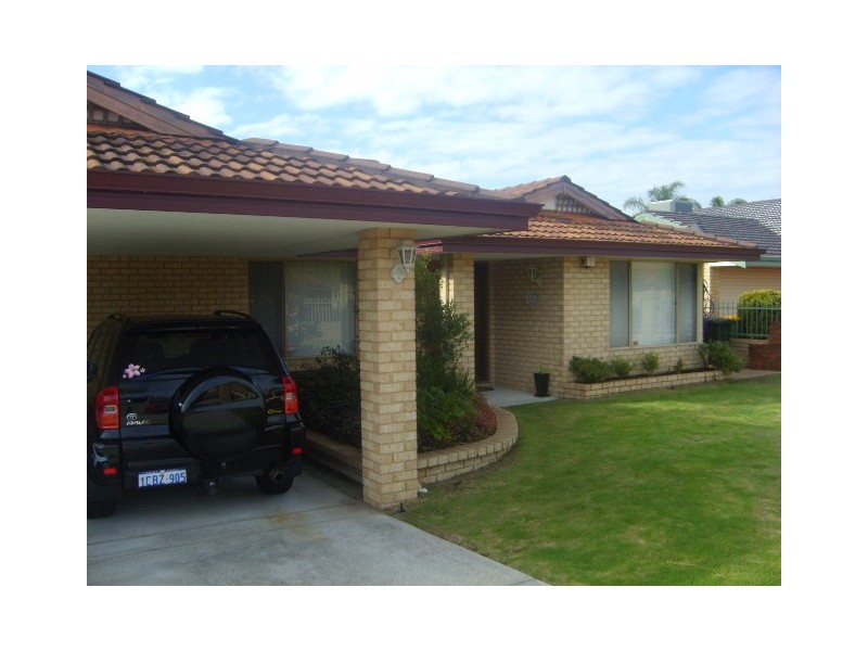 77 Aitken Court, Winthrop WA 6150