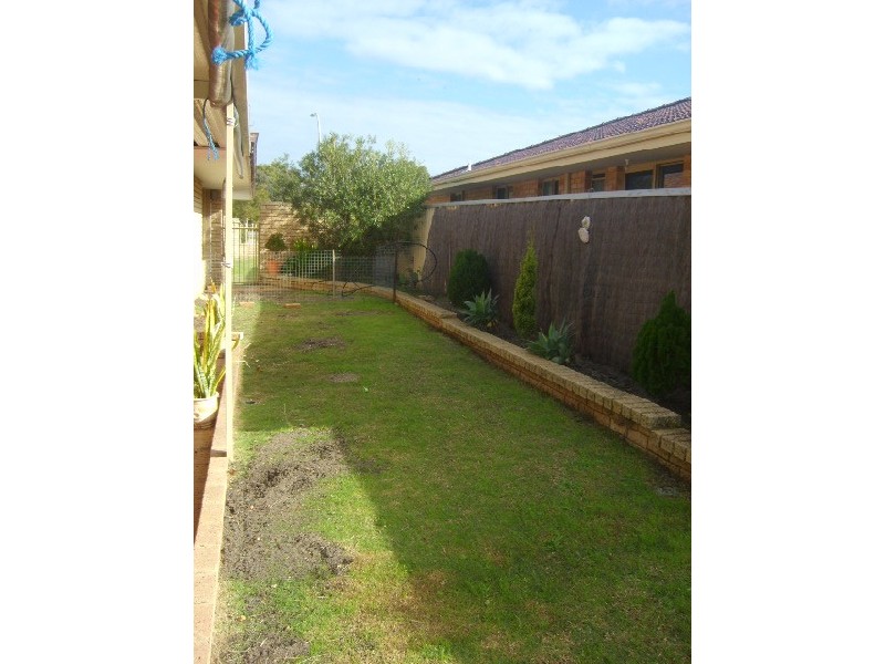 77 Aitken Court, Winthrop WA 6150