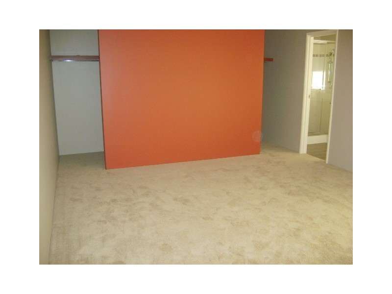 7 Brock Lane, Success WA 6164